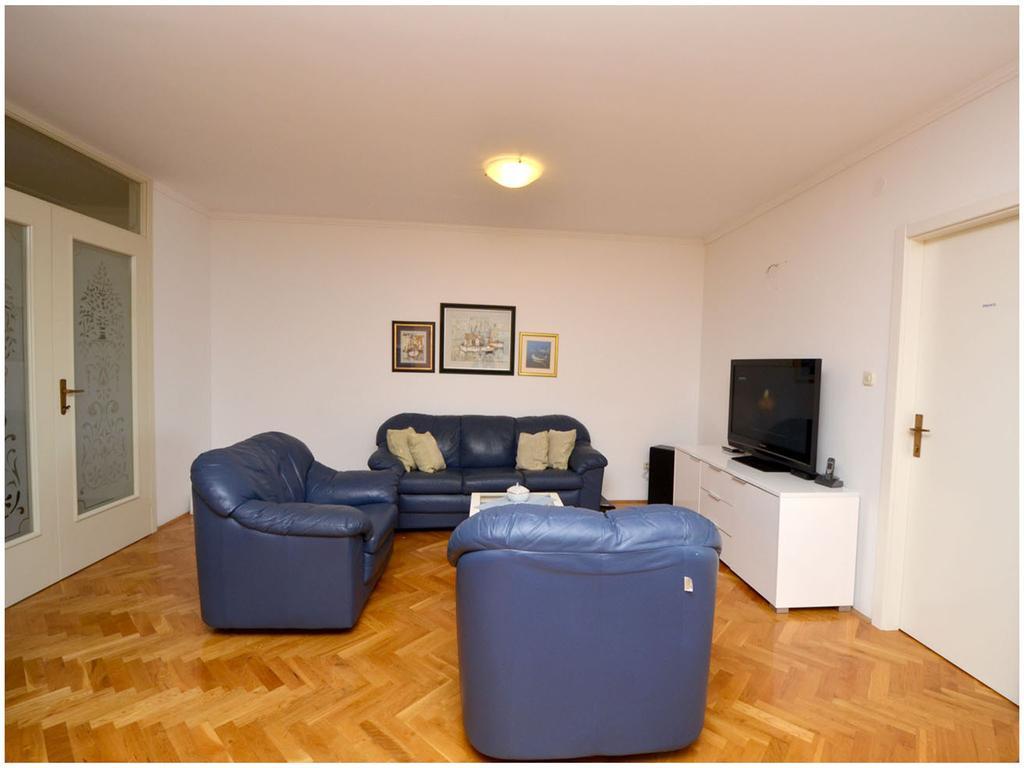 Apartment Laura Podstrana Room photo
